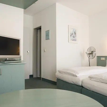 Готель Eulenspiegel - Nichtrauchhotel - Garni 3*